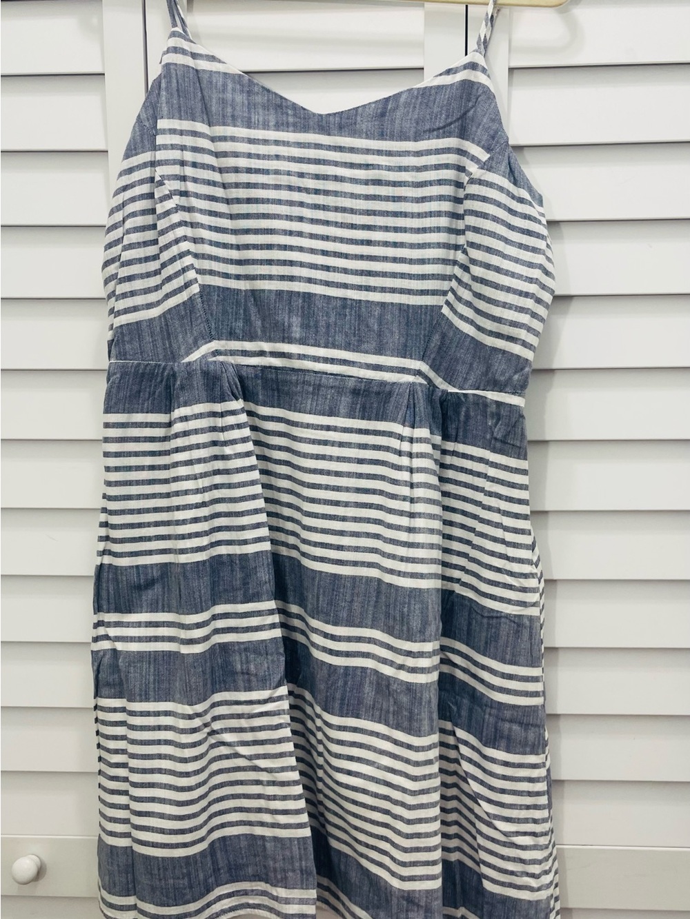 Old Navy Striped Blue and White Smocked Back Women’s Dress Size XL